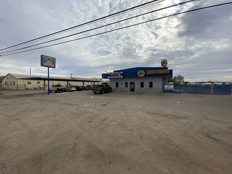 803 E Main St, El Centro, CA for sale - Building Photo - Image 3 of 10