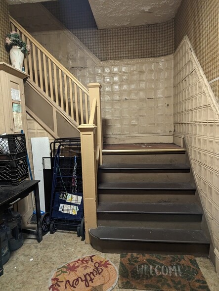 1044 Broadway, Bayonne, NJ for sale - Building Photo - Image 2 of 17