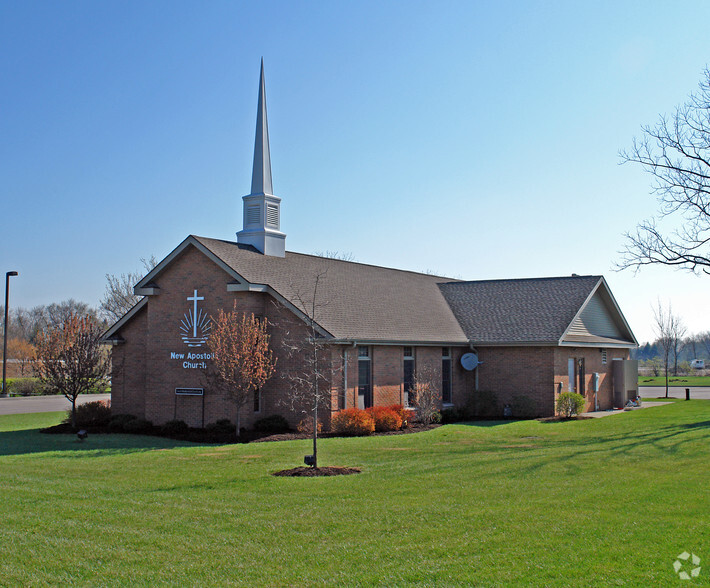 696 N Fairfield Rd, Dayton, OH for sale - Primary Photo - Image 1 of 5