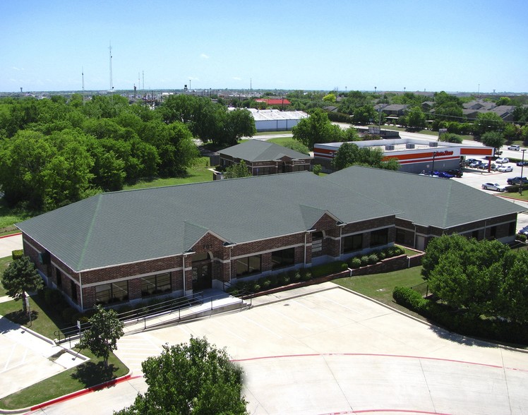 701 Justin Rd, Rockwall, TX for lease - Building Photo - Image 1 of 6