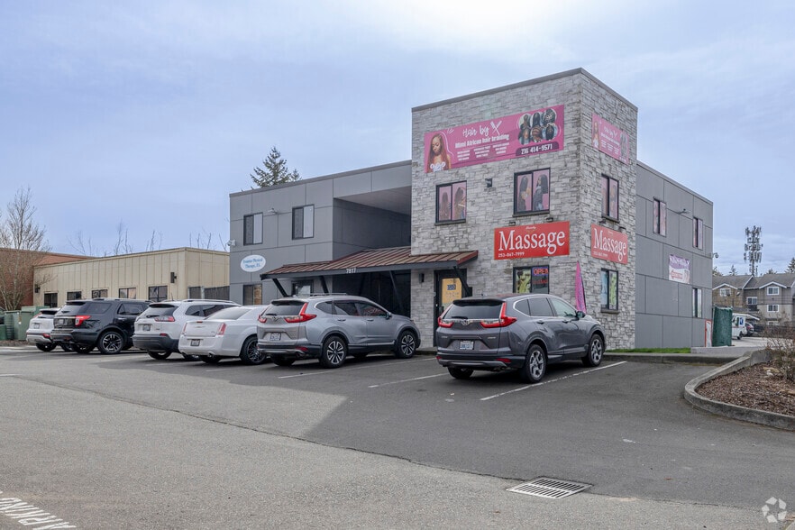 7817 Pacific Ave, Tacoma, WA for lease - Primary Photo - Image 1 of 8