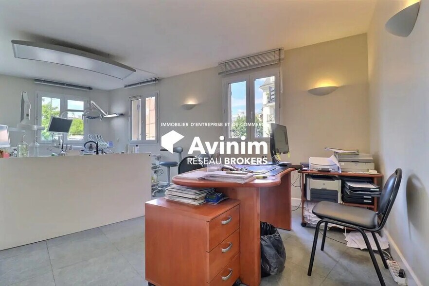 Flex in Colombes for sale - Interior Photo - Image 3 of 4