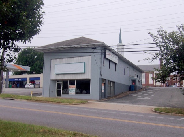 645 Oakley Ave, Lynchburg, VA for lease Building Photo- Image 1 of 2