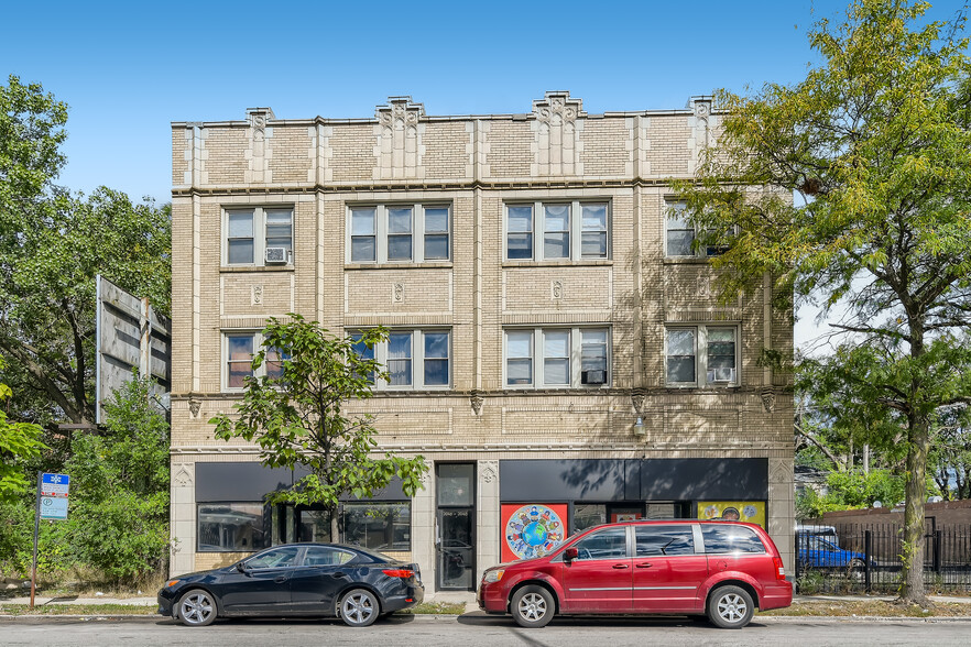 2046 E 75th St, Chicago, IL for sale - Building Photo - Image 1 of 1