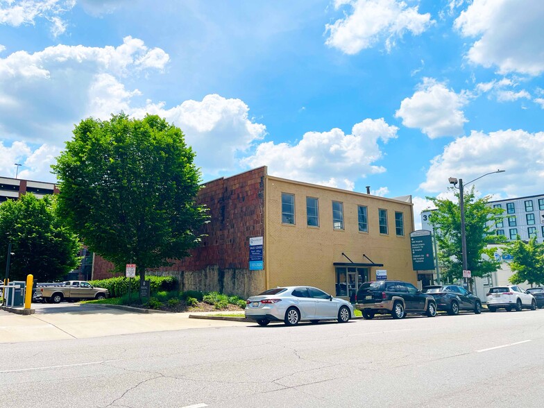 1813 3rd Ave S, Birmingham, AL for sale - Building Photo - Image 1 of 5