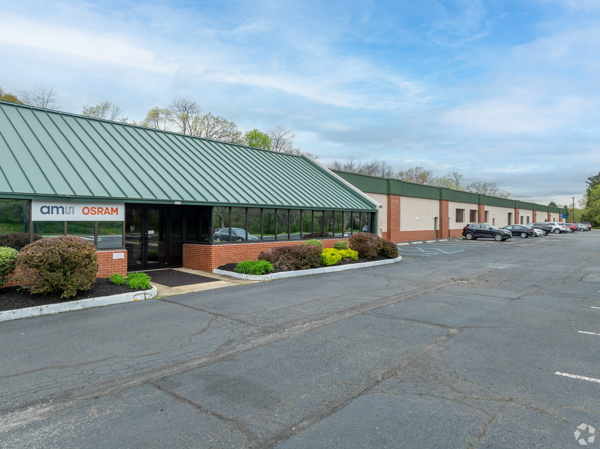 1 Electronics Dr, Hamilton, NJ for lease Building Photo- Image 1 of 11