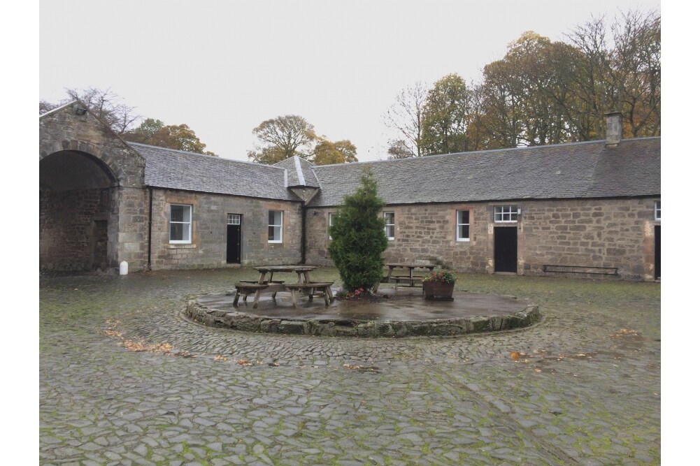 52-52A Mortonhall Gate, Edinburgh for sale Primary Photo- Image 1 of 1