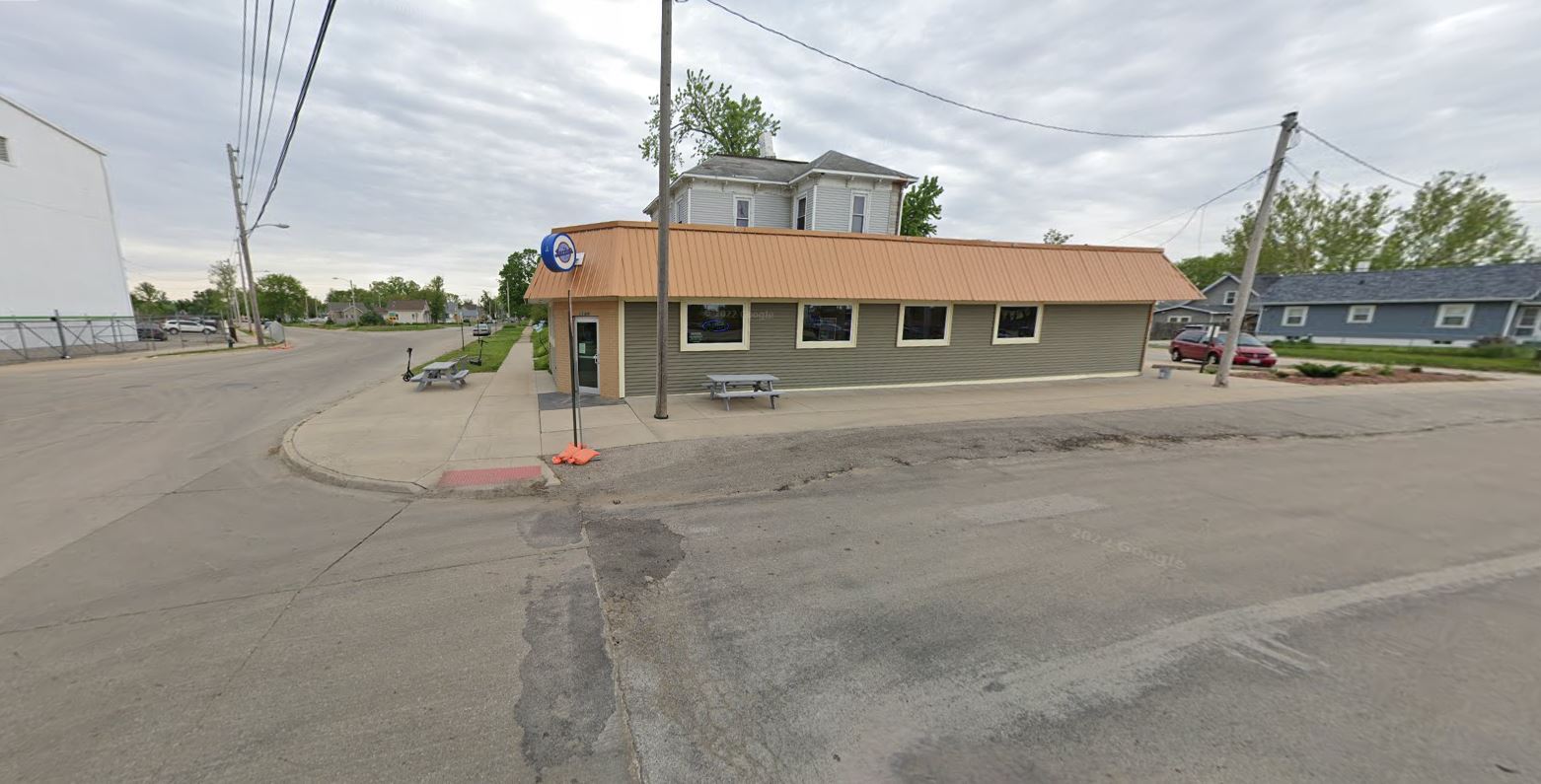 1100 1st St SW, Cedar Rapids, IA for lease Building Photo- Image 1 of 13