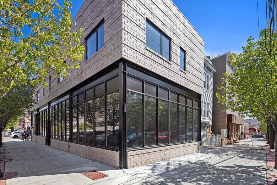 1414 NEW YORK Ave, Union City, NJ for lease - Building Photo - Image 1 of 5