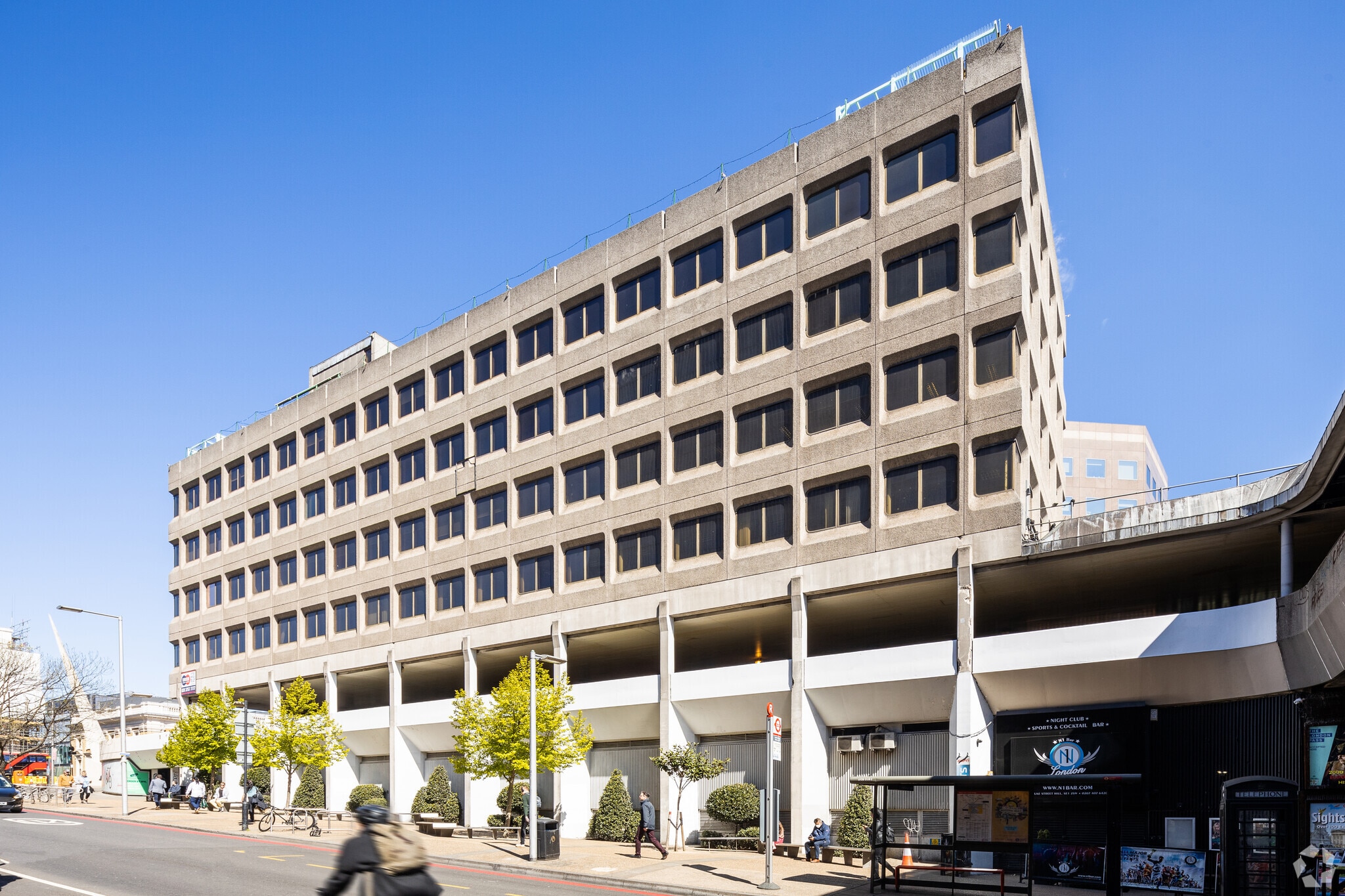1-9 London Bridge Walk, London for sale Primary Photo- Image 1 of 1