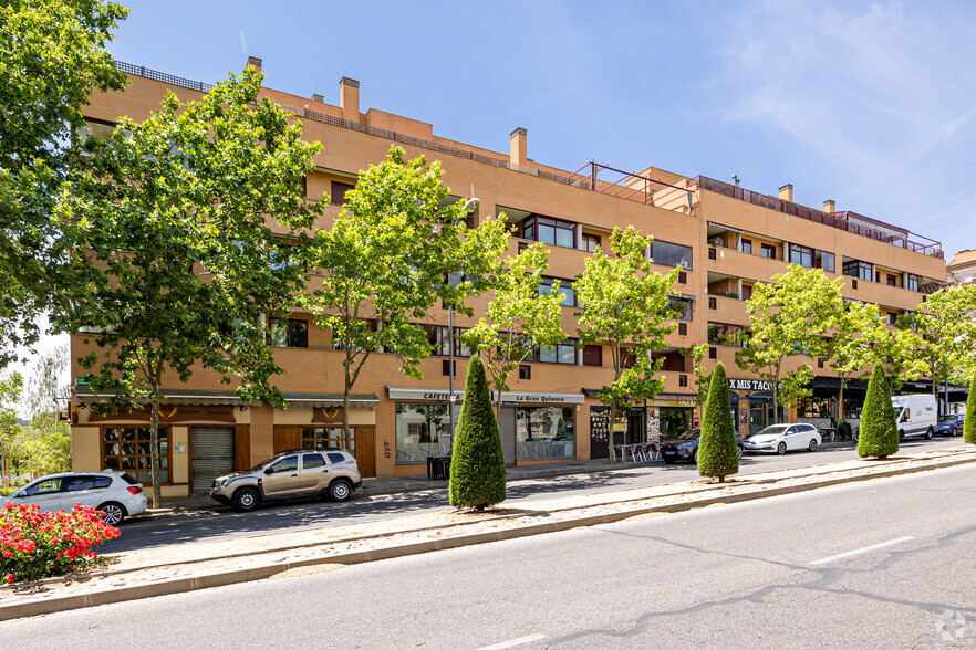 Retail in Alcobendas, Madrid for lease - Building Photo - Image 1 of 2