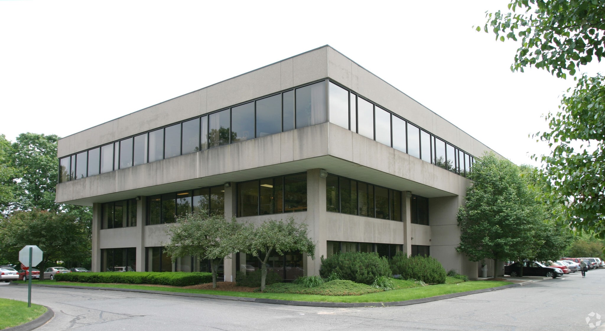 231 Farmington Ave, Farmington, CT 06032 Office for Lease