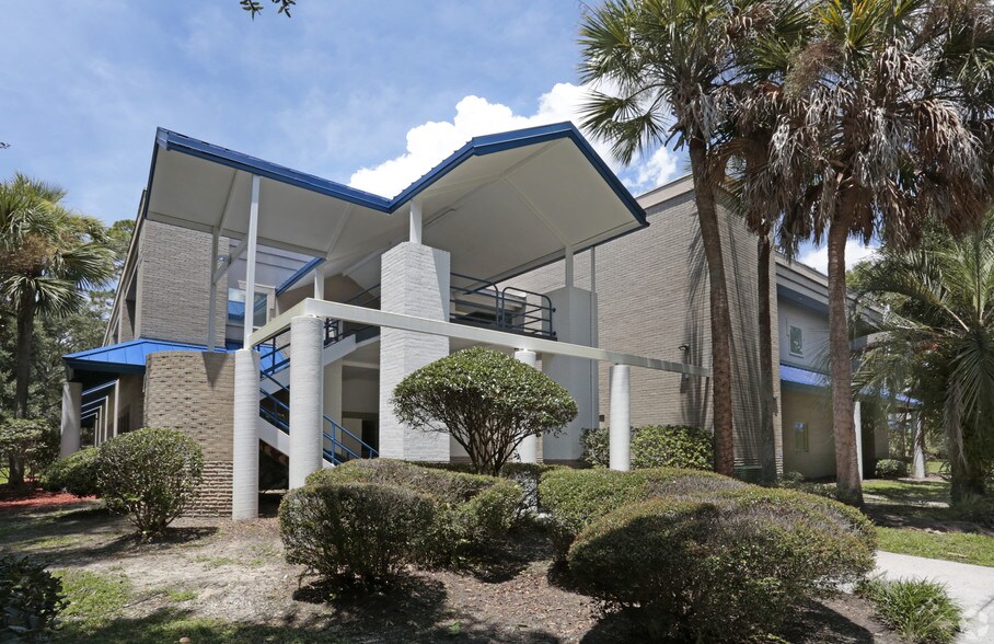 4237 Salisbury Rd, Jacksonville, FL for lease - Building Photo - Image 1 of 26