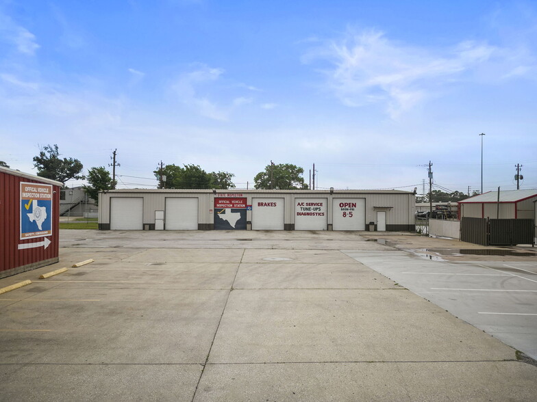 226 Dell Dale St, Channelview, TX for lease - Building Photo - Image 3 of 16