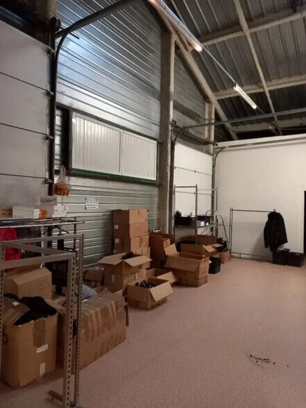 Flex in Pontarlier for lease - Interior Photo - Image 3 of 4