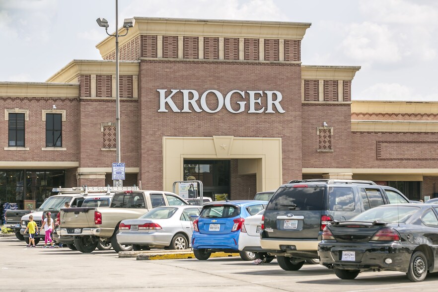 12620 Woodforest Blvd, Houston, TX 77015