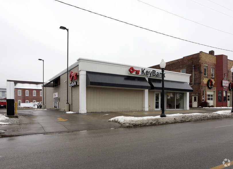 510 Wooster Rd W, Barberton, OH for sale - Building Photo - Image 1 of 1