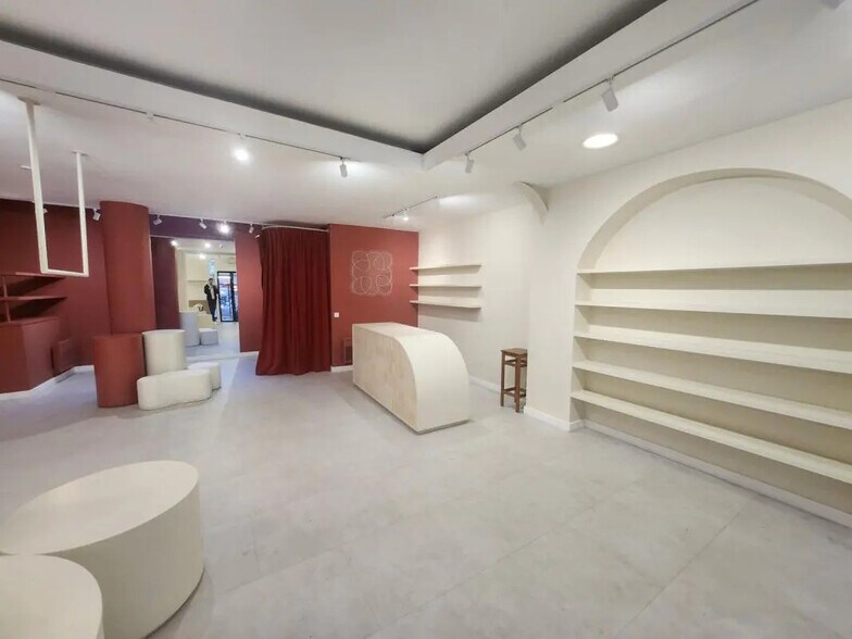 30 Rue D'Aboukir, Paris for lease - Interior Photo - Image 3 of 12