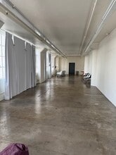 719 S Los Angeles St, Los Angeles, CA for lease Interior Photo- Image 1 of 3