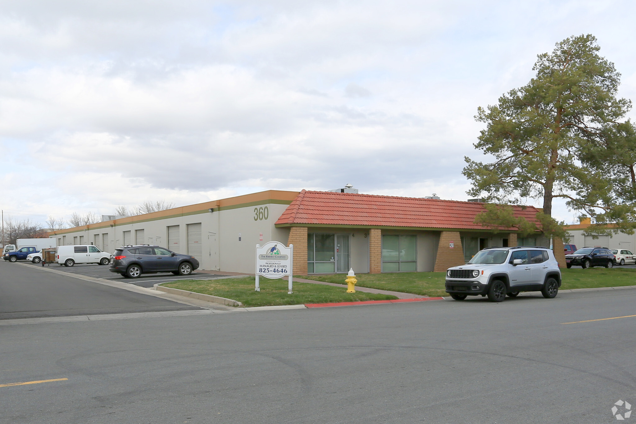 360 Freeport Blvd, Sparks, NV for lease Primary Photo- Image 1 of 12