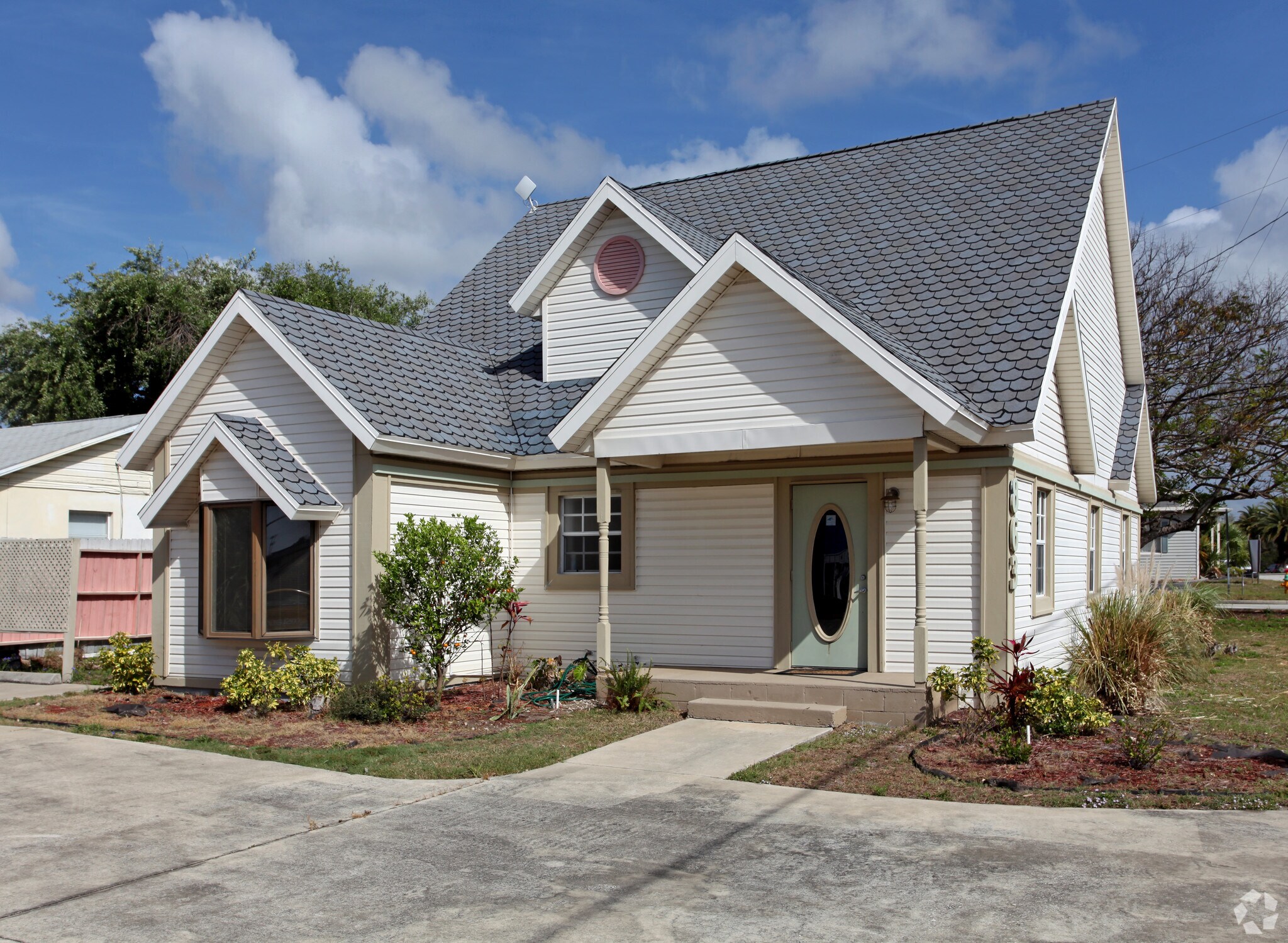 863 N Cocoa Blvd, Cocoa, FL for sale Primary Photo- Image 1 of 1