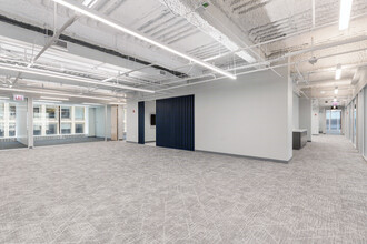 33 N Dearborn St, Chicago, IL for lease Interior Photo- Image 1 of 9