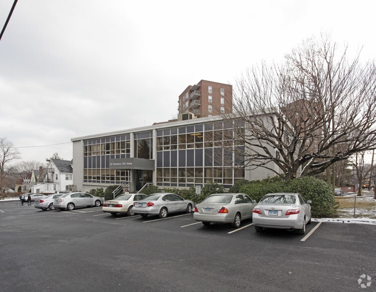 125 Strawberry Hill Ave, Stamford, CT for sale - Building Photo - Image 2 of 2
