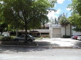 2000-2040 NW 94th Ave, Miami FL - Warehouse