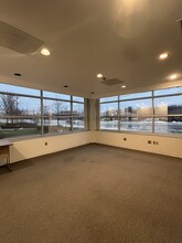 30201 Orchard Lake Rd, Farmington Hills, MI for lease Interior Photo- Image 2 of 6