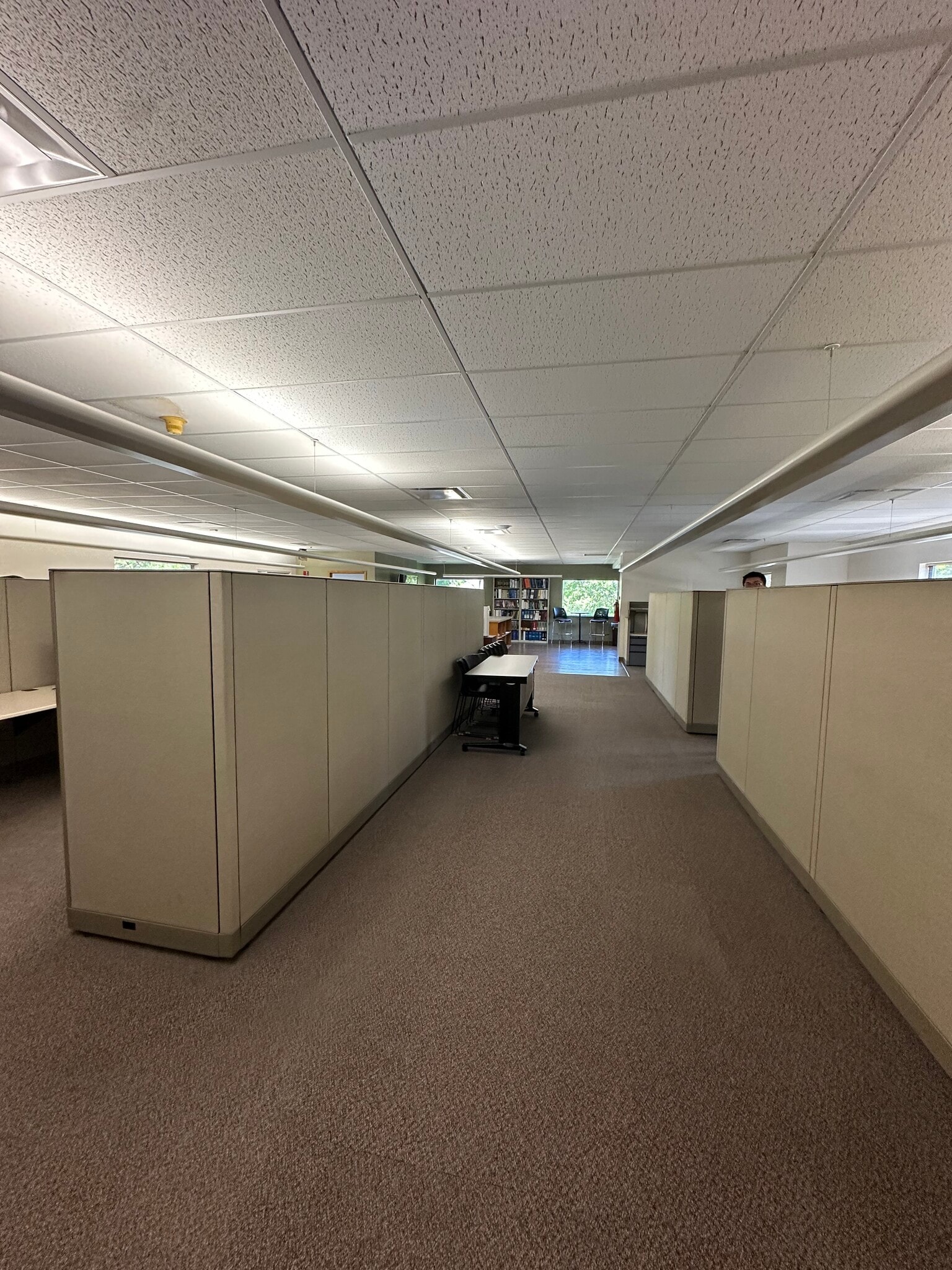 9201 E 63rd St, Raytown, MO for lease Interior Photo- Image 1 of 6