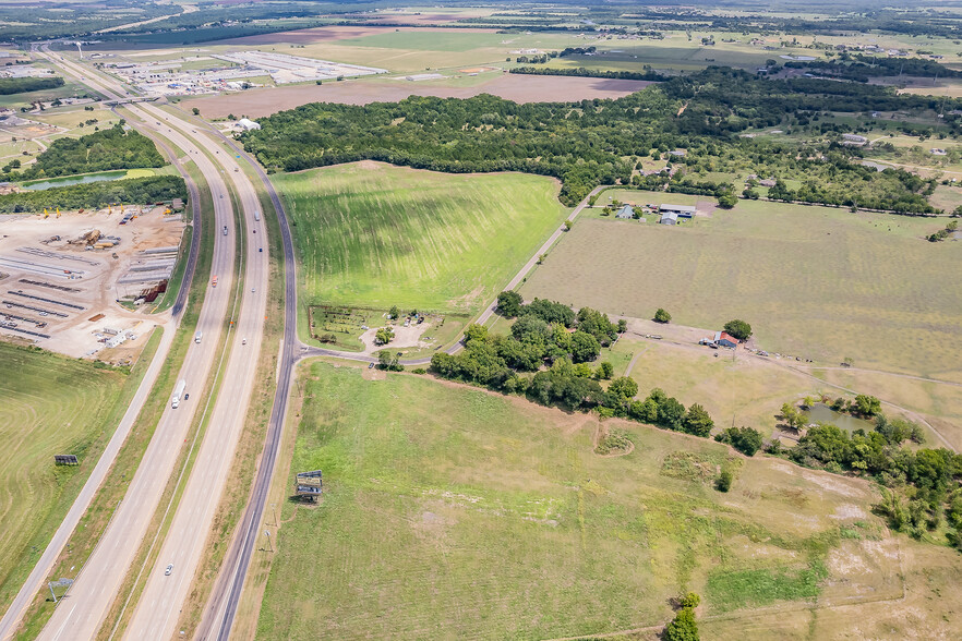 1601 N Interstate 45, Palmer, TX for sale - Building Photo - Image 3 of 16