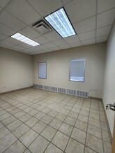 4303 S Bowen Rd, Arlington, TX for lease Interior Photo- Image 2 of 11