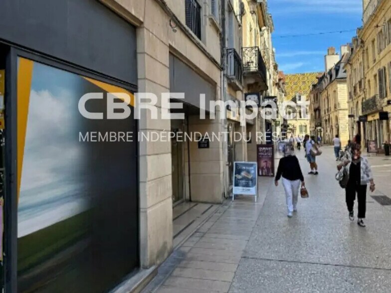 Retail in Dijon for lease - Building Photo - Image 2 of 7