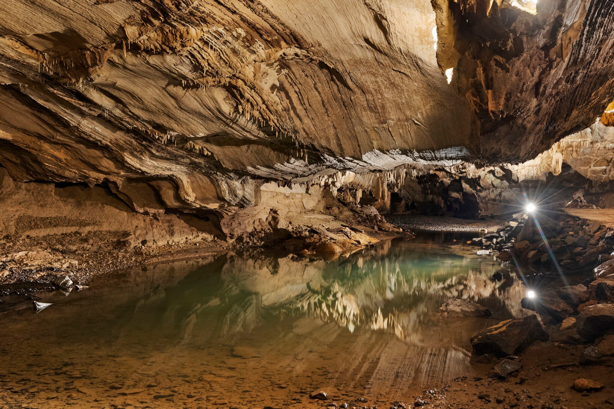 1157 Bristol Caverns Hwy, Bristol, TN 37620 Retail for Sale