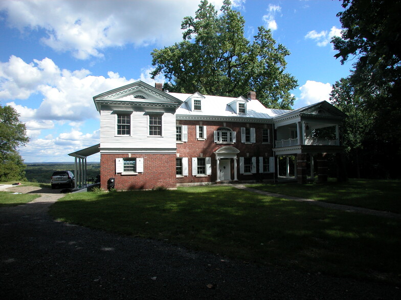 37-60 Blackburn Rd, Selkirk, NY for sale - Building Photo - Image 3 of 17