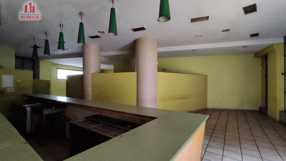 Retail in Ourense, Orense for sale - Building Photo - Image 3 of 15