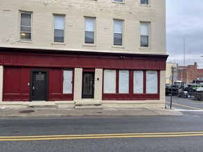 62-64 W Antietam St, Hagerstown, MD for lease Building Photo- Image 2 of 17