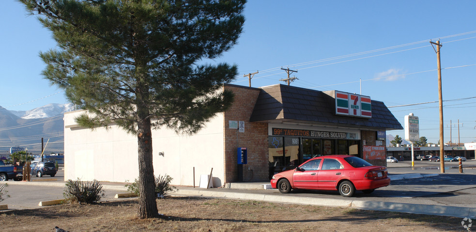 9061 Dyer St, El Paso, TX for lease - Primary Photo - Image 1 of 2