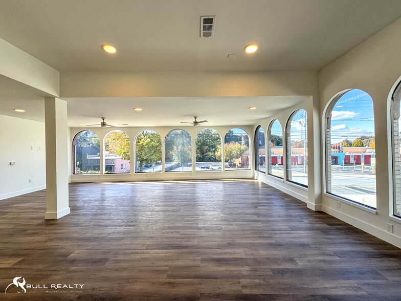 1927 Piedmont Cir NE, Atlanta, GA for lease - Building Photo - Image 2 of 7