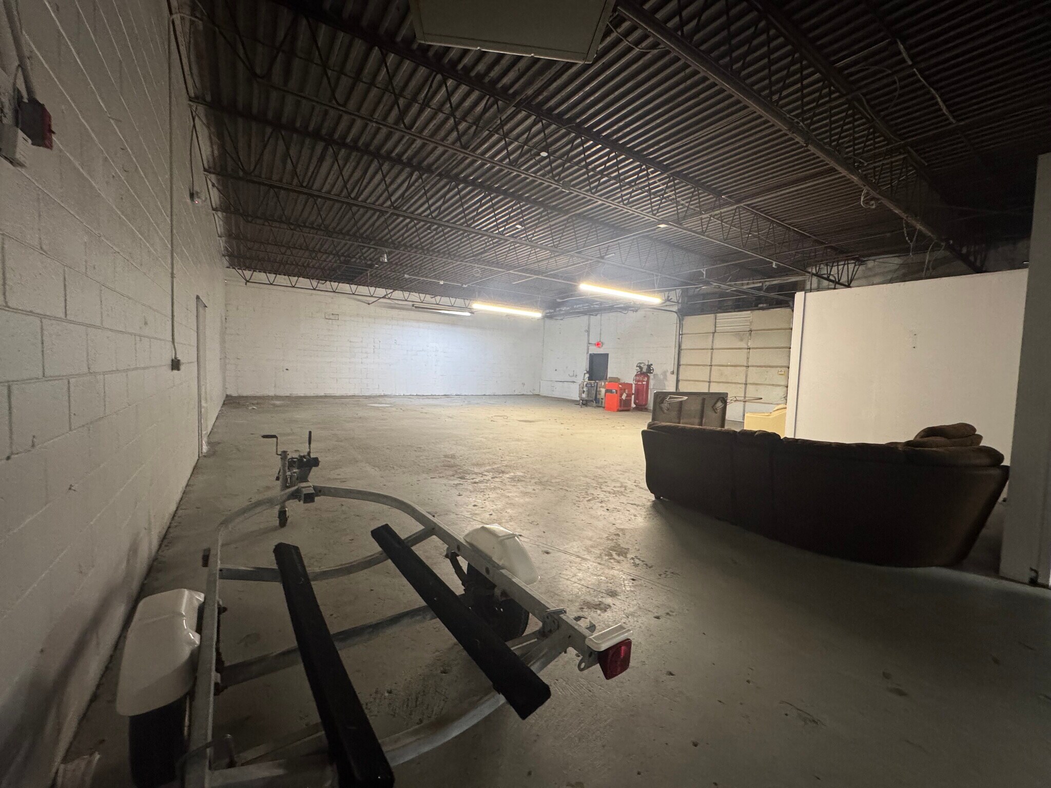 1359-1365 Straight Path, Wyandanch, NY for lease Interior Photo- Image 1 of 4