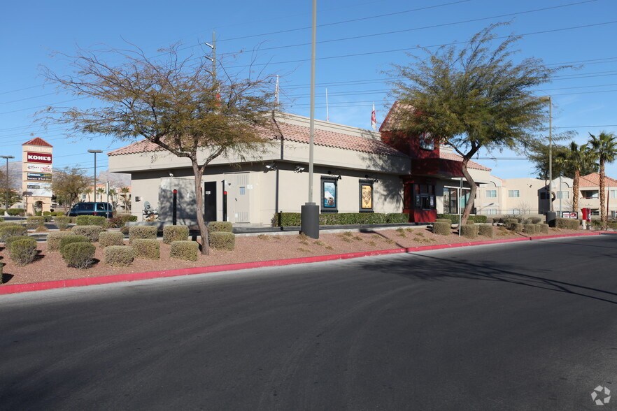 8661 W Charleston Blvd, Las Vegas, NV for sale - Building Photo - Image 2 of 4