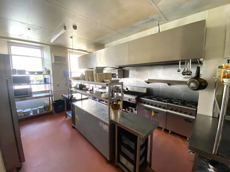 23 Bank St, Dumfries for sale - Interior Photo - Image 3 of 5