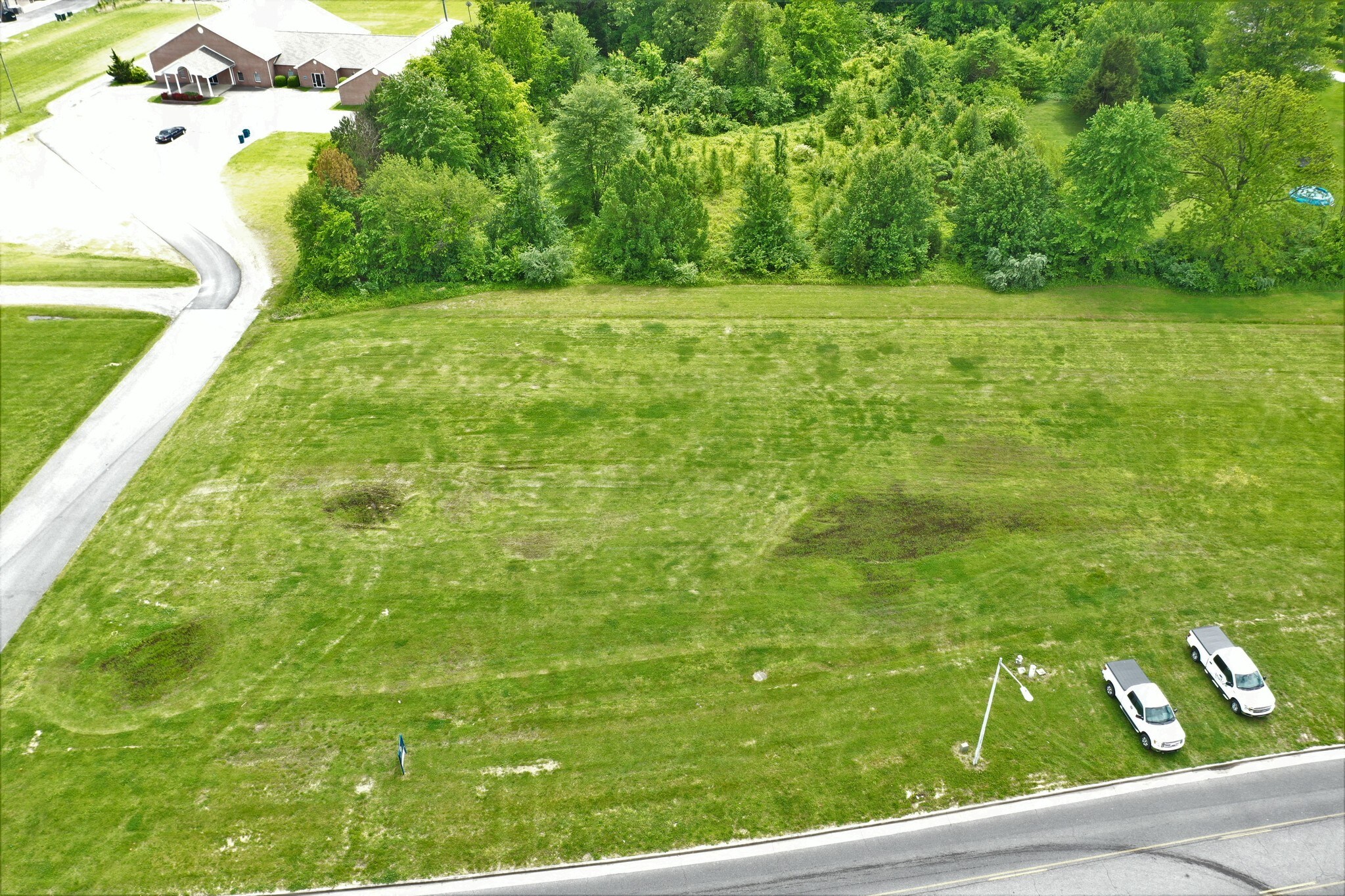 3671 James Sanders Blvd, Paducah, KY for sale Primary Photo- Image 1 of 1