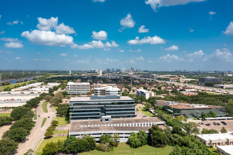 1311 Broadfield Blvd, Houston, TX for lease - Aerial - Image 2 of 5