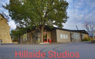 Hillside Studios - Loft