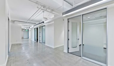 1661-1669 Lincoln Blvd, Santa Monica, CA for lease Interior Photo- Image 2 of 3