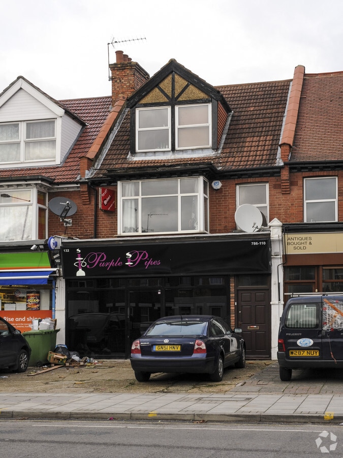 132 Pinner Rd, Harrow, LND HA1 4JE