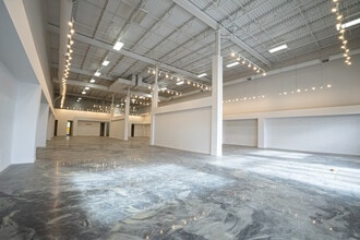 5600 Boul des Gradins, Québec, QC for lease Interior Photo- Image 1 of 6