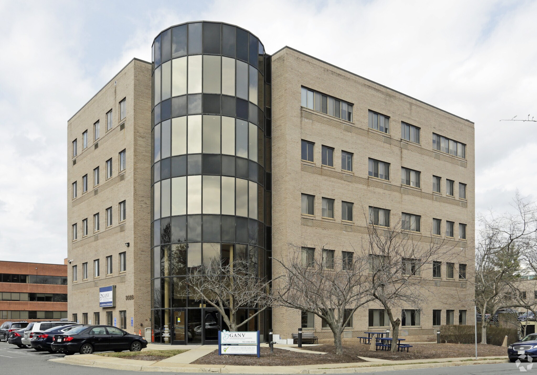 3028 Javier Rd, Fairfax, VA for lease Primary Photo- Image 1 of 4