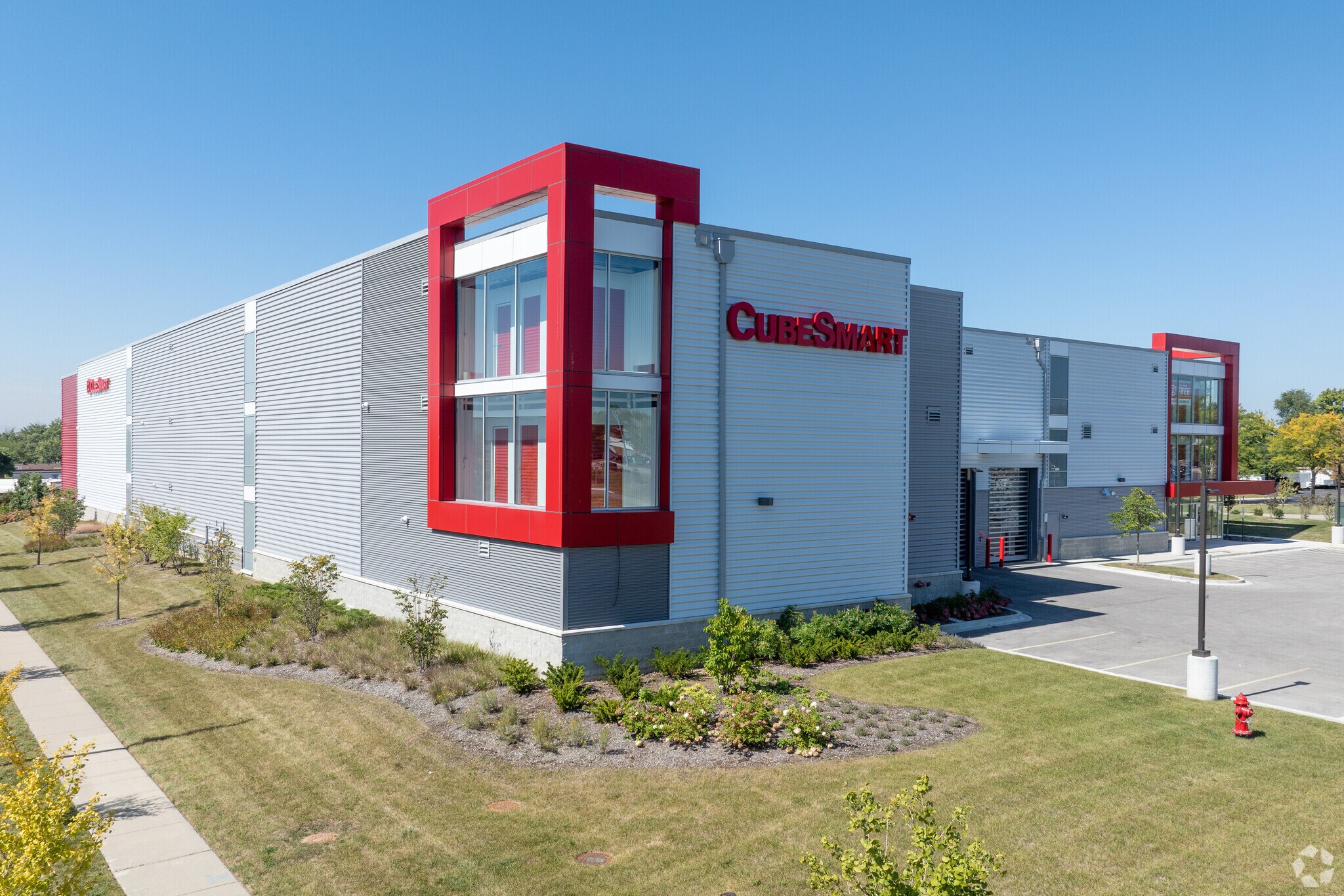 529 Boughton rd, Bolingbrook, IL for lease Primary Photo- Image 1 of 8